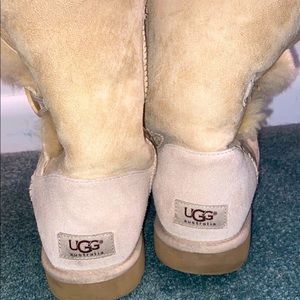 Women’s UGGS